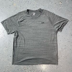 Men’s tshirt